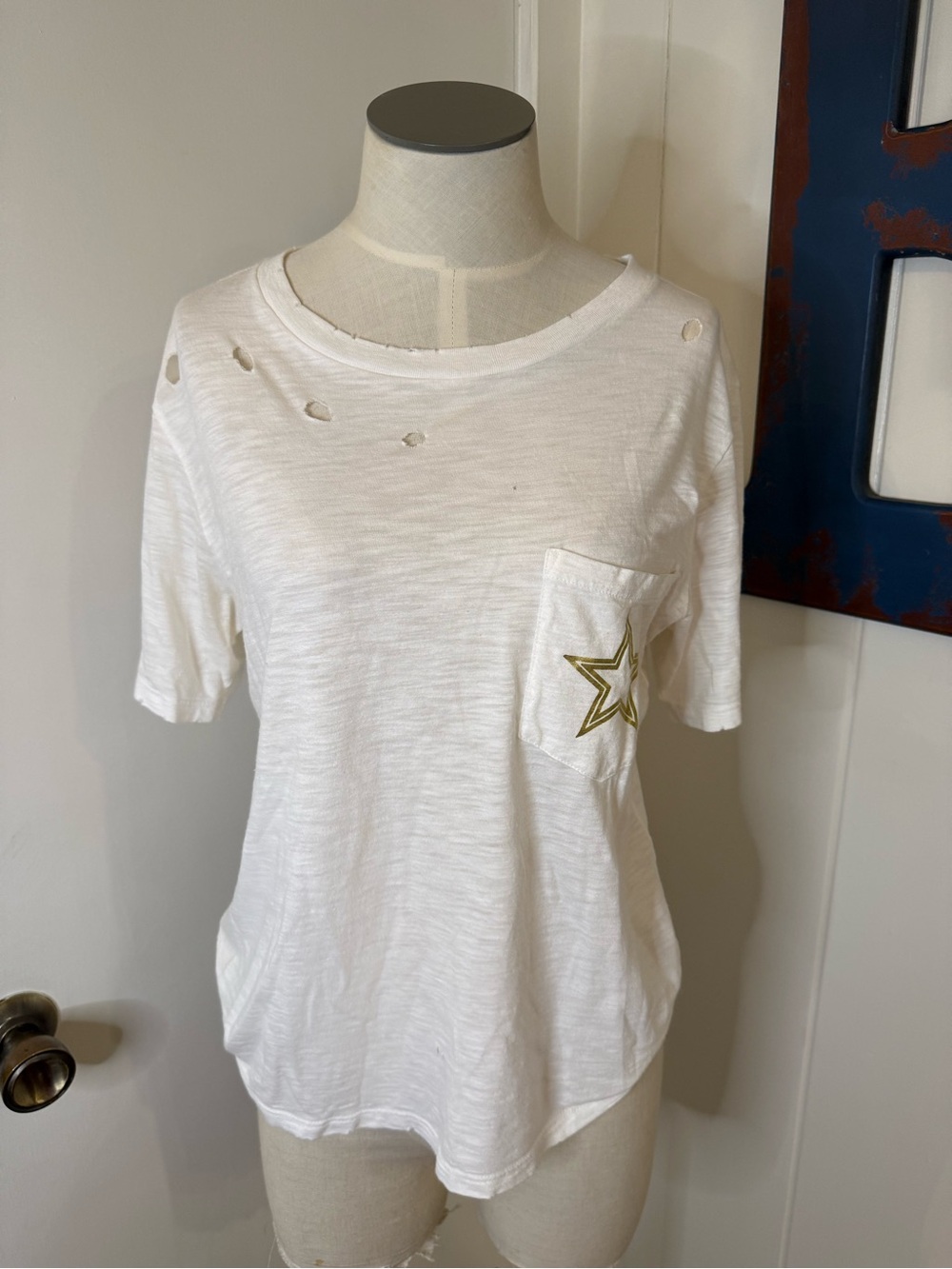 CHRLDR White Short Sleeve Tee with Gold Pocket Star Holey Tee Sz XS